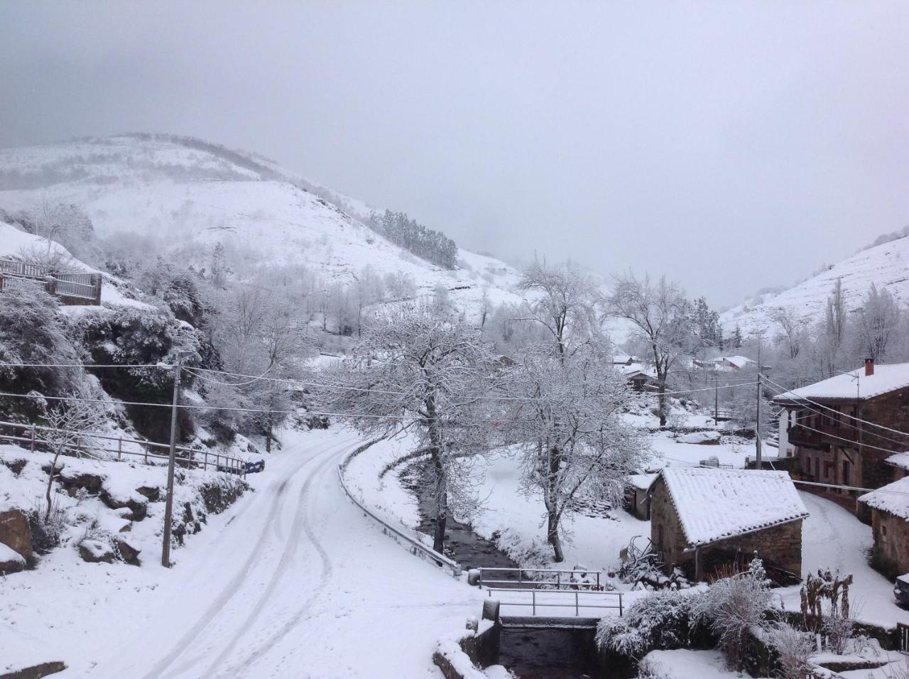 Posada Rural Penasagra Quintanilla ภายนอก รูปภาพ